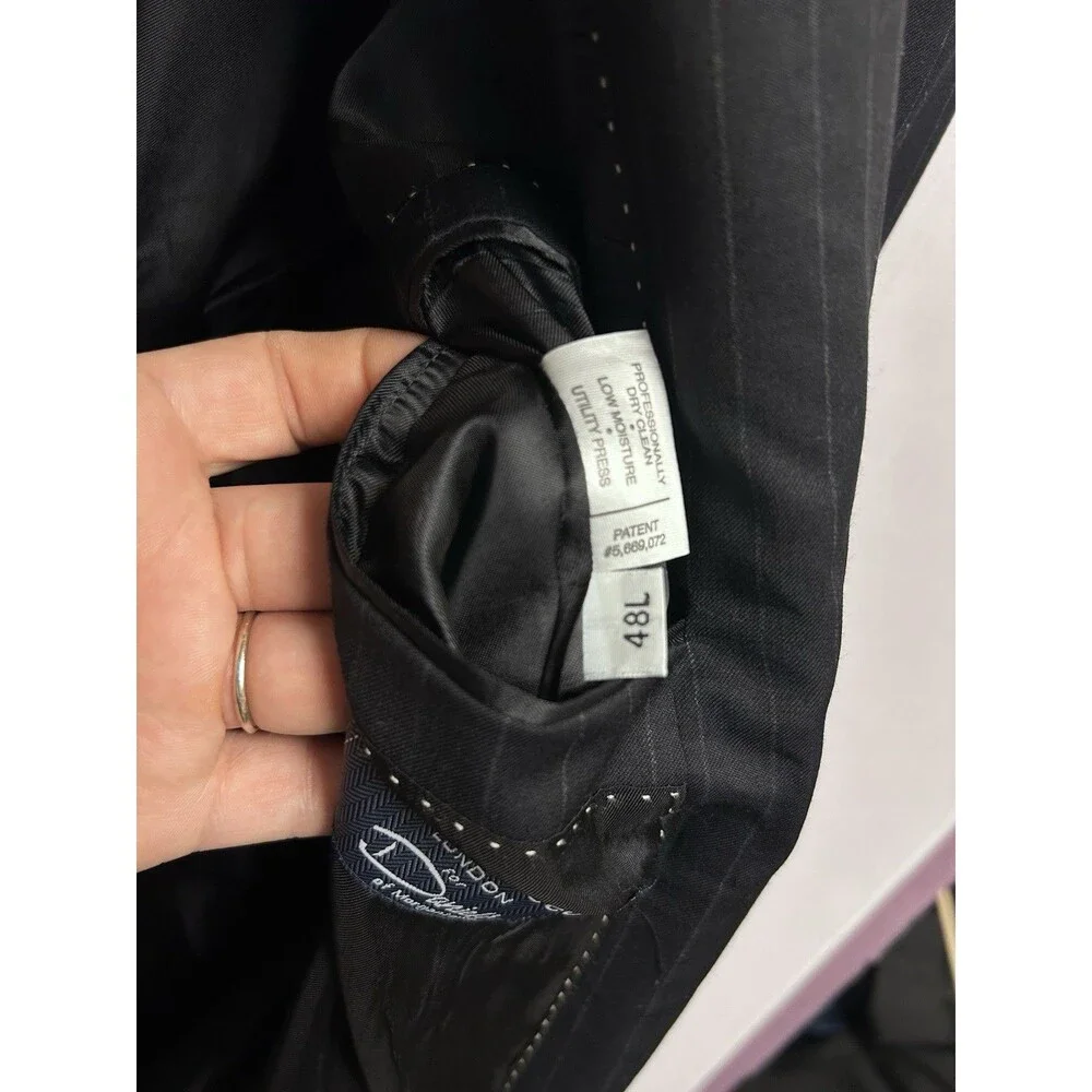 Austin Reed Black Pinstripe Suit Bespoke Mens 48 L Pants 38/32 Pleated Cuffed